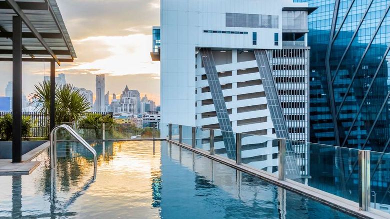 <b>Seekers Finders Rama IV Hotel, SureStay Pool</b>. Images powered by <a href="https://iceportal.shijigroup.com/" title="IcePortal" target="_blank">IcePortal</a>.