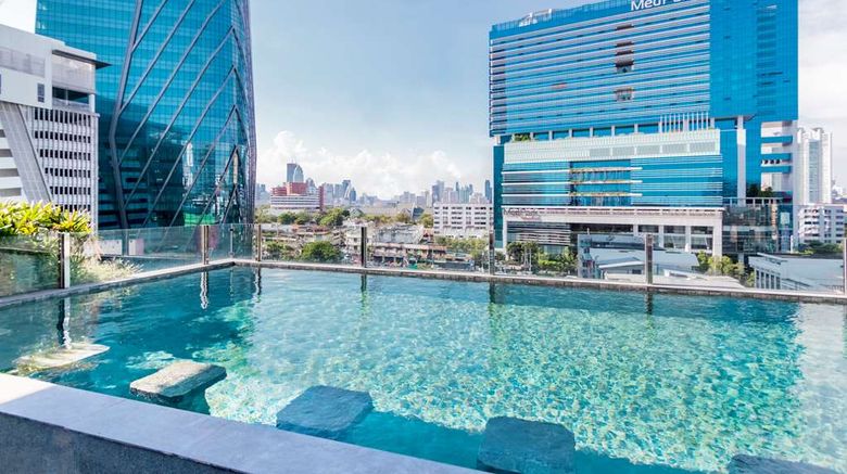 <b>Seekers Finders Rama IV Hotel, SureStay Pool</b>. Images powered by <a href="https://iceportal.shijigroup.com/" title="IcePortal" target="_blank">IcePortal</a>.