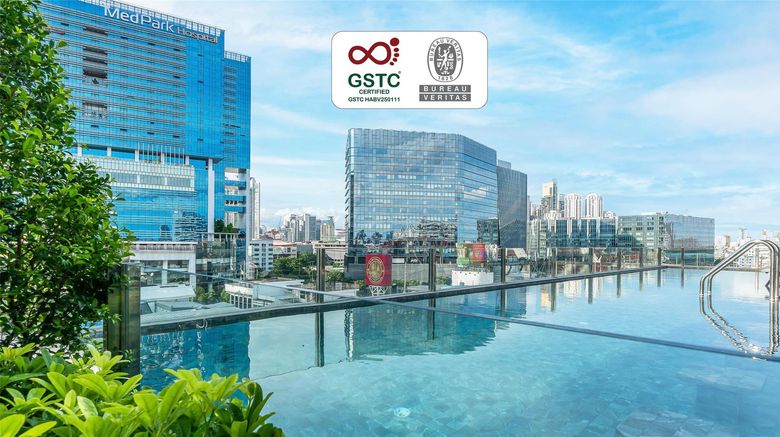 <b>Seekers Finders Rama IV Hotel, SureStay Pool</b>. Images powered by <a href="https://iceportal.shijigroup.com/" title="IcePortal" target="_blank">IcePortal</a>.