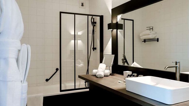 <b>Les Jardins de Deauville Room</b>. Images powered by <a href="https://iceportal.shijigroup.com/" title="IcePortal" target="_blank">IcePortal</a>.