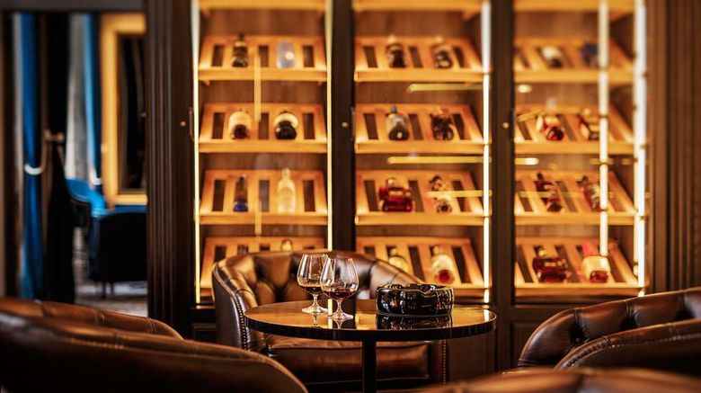 <b>Abbaye de Villeneuve Restaurant</b>. Images powered by <a href="https://iceportal.shijigroup.com/" title="IcePortal" target="_blank">IcePortal</a>.