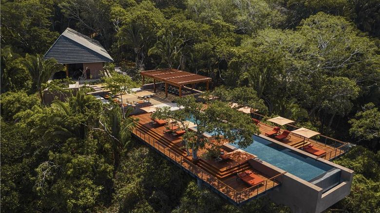 <b>One&Only Mandarina Restaurant</b>. Images powered by <a href="https://iceportal.shijigroup.com/" title="IcePortal" target="_blank">IcePortal</a>.