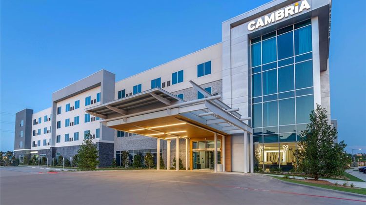 Cambria Hotel Waco University Riverfront Exterior