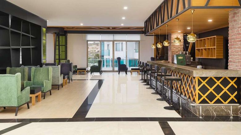<b>Ramada Resort By Wyndham Kizkalesi Lobby</b>. Images powered by <a href="https://iceportal.shijigroup.com/" title="IcePortal" target="_blank">IcePortal</a>.
