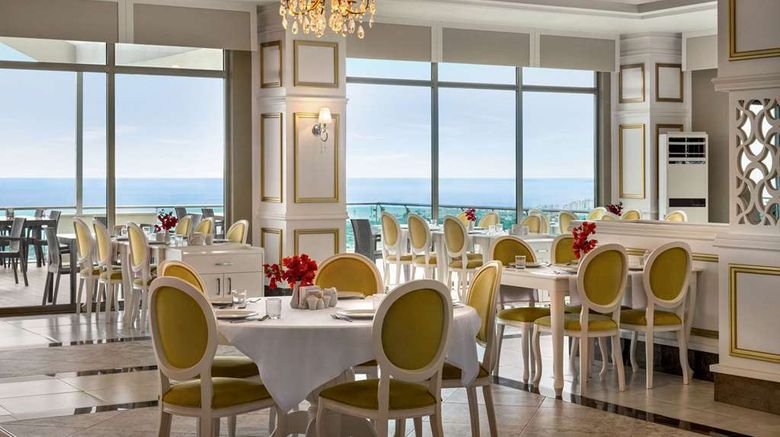 <b>Ramada Resort By Wyndham Kizkalesi Restaurant</b>. Images powered by <a href="https://iceportal.shijigroup.com/" title="IcePortal" target="_blank">IcePortal</a>.
