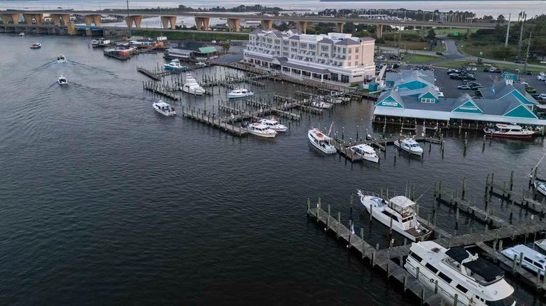 <b>Hyatt Place Kent Narrows and Marina Recreation</b>. Images powered by <a href="https://iceportal.shijigroup.com/" title="IcePortal" target="_blank">IcePortal</a>.