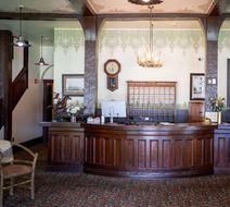 Sheridan Inn, BW Signature Collection Lobby