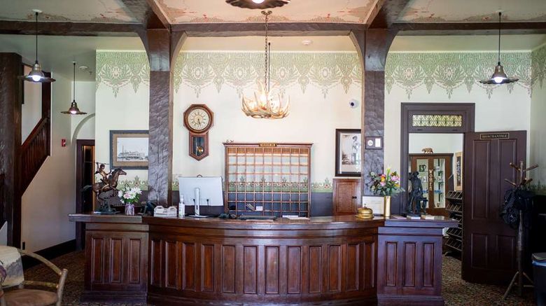 <b>Sheridan Inn, BW Signature Collection Lobby</b>. Images powered by <a href="https://iceportal.shijigroup.com/" title="IcePortal" target="_blank">IcePortal</a>.