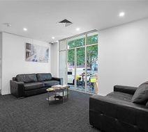 Comfort Apartments Melbourne Central Lobby
