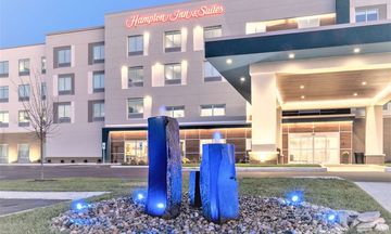 Hampton Inn Suites Cincinnati West