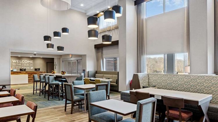 Hampton Inn Suites Cincinnati West Restaurant