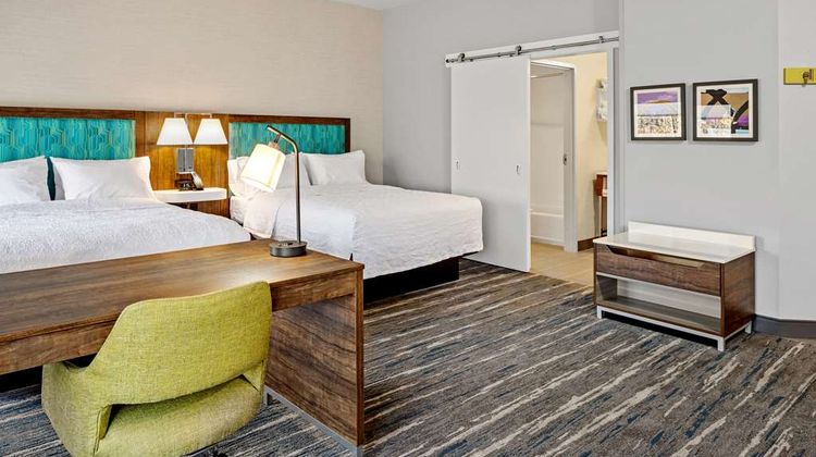 Hampton Inn Suites Cincinnati West Room