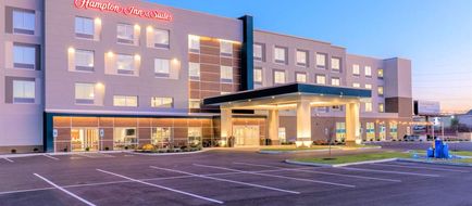 Hampton Inn Suites Cincinnati West Exterior