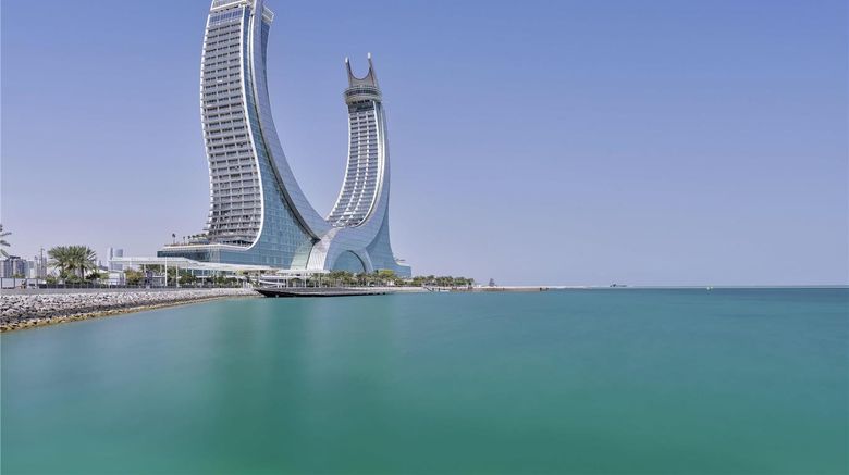 <b>Fairmont Doha Exterior</b>. Images powered by <a href="https://iceportal.shijigroup.com/" title="IcePortal" target="_blank">IcePortal</a>.
