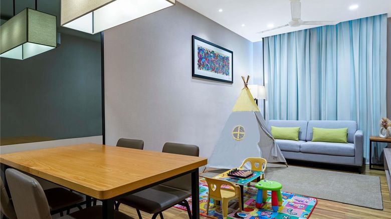 <b>Mercure Living Putrajaya Room</b>. Images powered by <a href="https://iceportal.shijigroup.com/" title="IcePortal" target="_blank">IcePortal</a>.