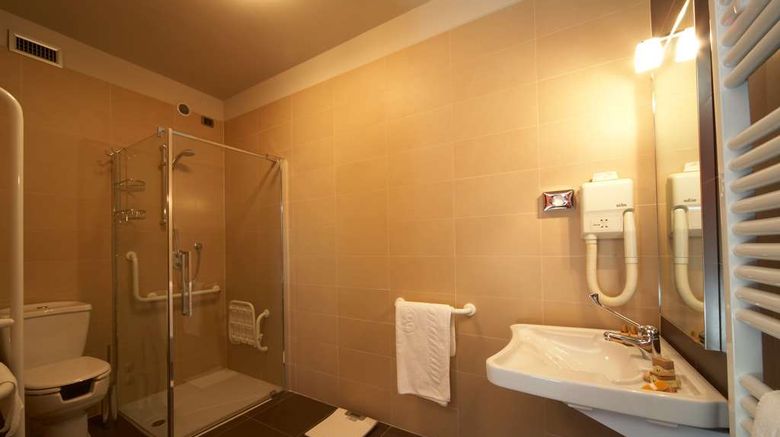 <b>Hotel Montini Linate Room</b>. Images powered by <a href="https://iceportal.shijigroup.com/" title="IcePortal" target="_blank">IcePortal</a>.