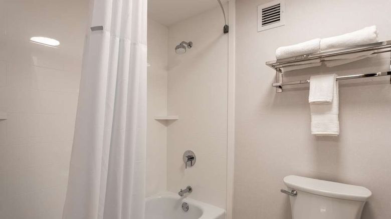 <b>Comfort Inn & Suites Buffalo Airport Suite</b>. Images powered by <a href="https://iceportal.shijigroup.com/" title="IcePortal" target="_blank">IcePortal</a>.