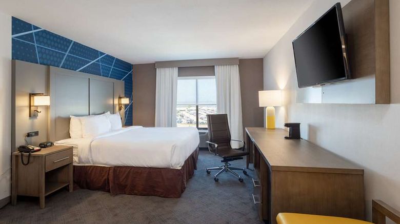 <b>Comfort Inn & Suites Buffalo Airport Suite</b>. Images powered by <a href="https://iceportal.shijigroup.com/" title="IcePortal" target="_blank">IcePortal</a>.