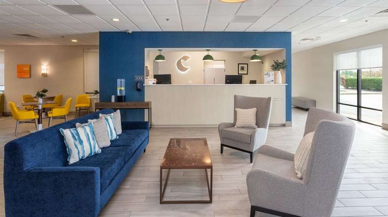 <b>Comfort Inn & Suites Buffalo Airport Lobby</b>. Images powered by <a href="https://iceportal.shijigroup.com/" title="IcePortal" target="_blank">IcePortal</a>.