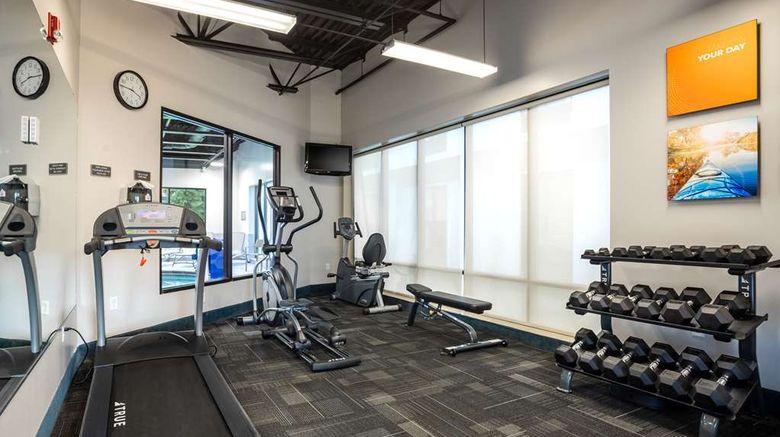 <b>Comfort Inn & Suites Buffalo Airport Health</b>. Images powered by <a href="https://iceportal.shijigroup.com/" title="IcePortal" target="_blank">IcePortal</a>.