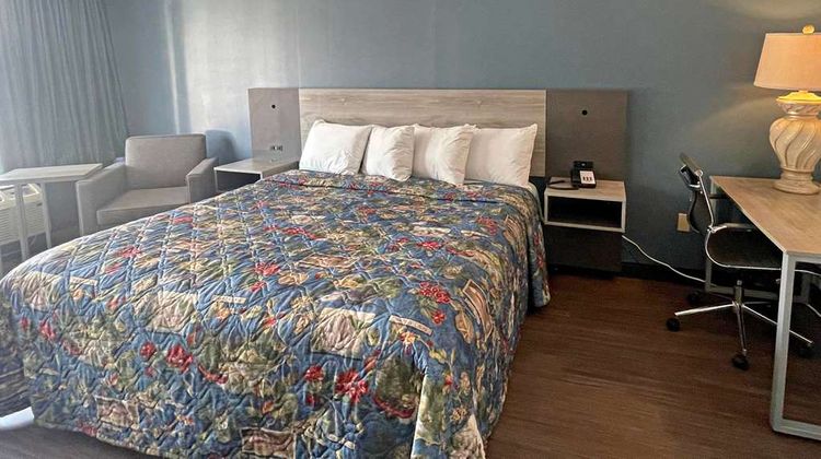 Travelodge by Wyndham Pigeon Forge Room