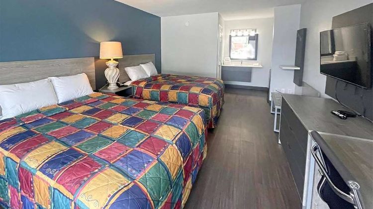 Travelodge by Wyndham Pigeon Forge Room