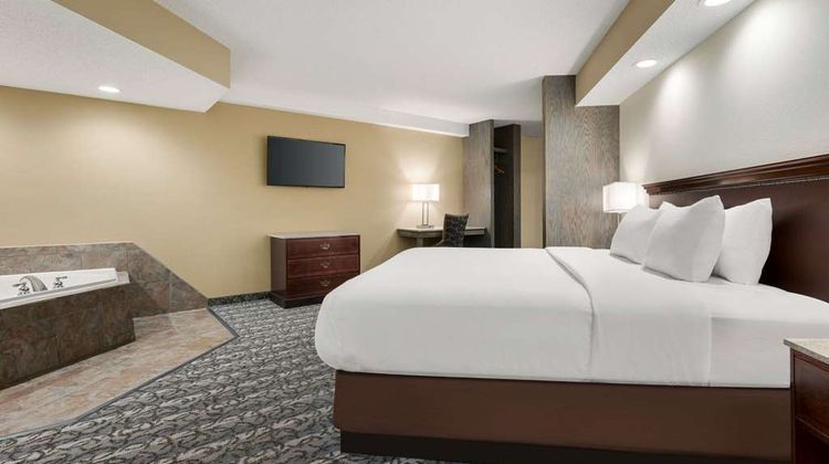 Travelodge by Wyndham Coffeyville Suite