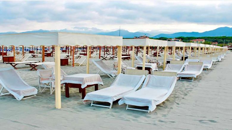 <b>Mondial Resort Beach</b>. Images powered by <a href="https://iceportal.shijigroup.com/" title="IcePortal" target="_blank">IcePortal</a>.