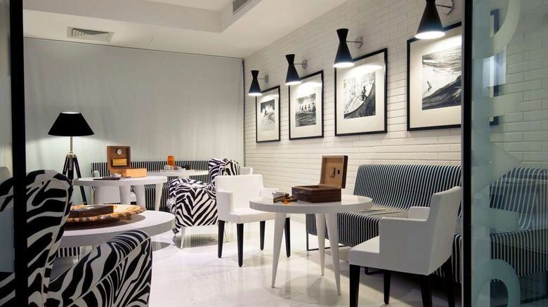 <b>Mondial Resort Restaurant</b>. Images powered by <a href="https://iceportal.shijigroup.com/" title="IcePortal" target="_blank">IcePortal</a>.