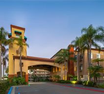 Ramada Suites San Diego SeaWorld Area Exterior