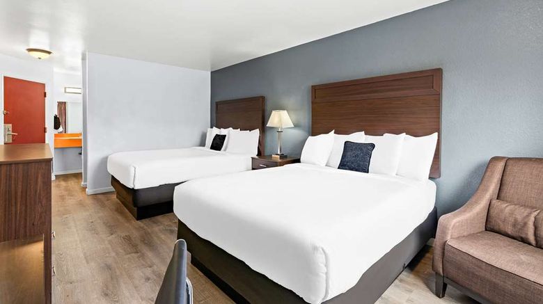 <b>Red Lion Inn & Suites Yakima Room</b>. Images powered by <a href="https://iceportal.shijigroup.com/" title="IcePortal" target="_blank">IcePortal</a>.