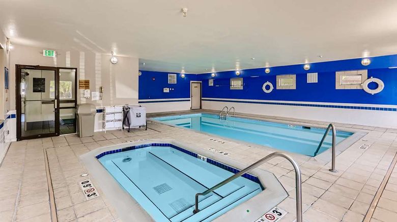 <b>Baymont by Wyndham Fort Collins Area Pool</b>. Images powered by <a href="https://iceportal.shijigroup.com/" title="IcePortal" target="_blank">IcePortal</a>.