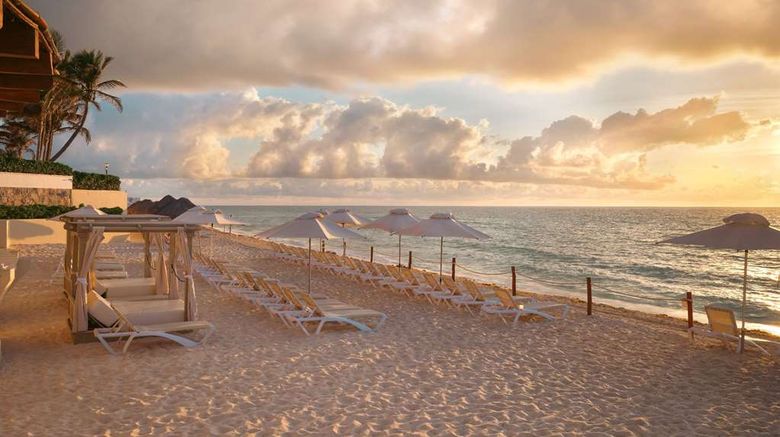 <b>Wyndham Grand Cancun Resort & Villas Exterior</b>. Images powered by <a href="https://iceportal.shijigroup.com/" title="IcePortal" target="_blank">IcePortal</a>.