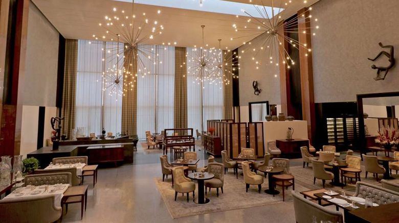 <b>Grand Hyatt Gurgaon Lobby</b>. Images powered by <a href="https://iceportal.shijigroup.com/" title="IcePortal" target="_blank">IcePortal</a>.
