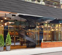 Grayson Hotel Exterior