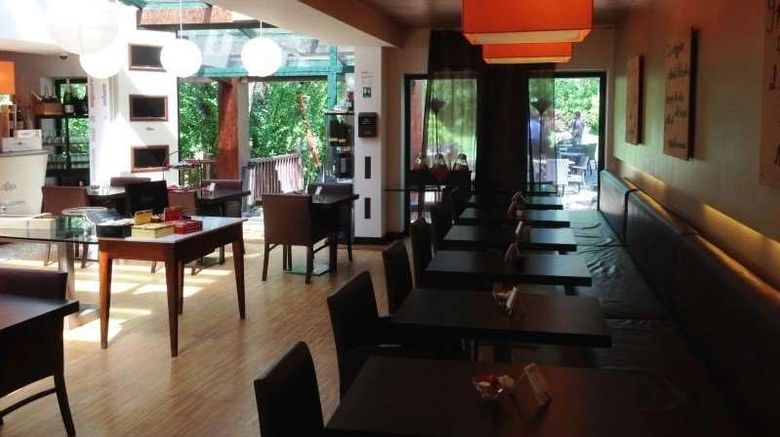 <b>Cascina Scova Resort Restaurant</b>. Images powered by <a href="https://iceportal.shijigroup.com/" title="IcePortal" target="_blank">IcePortal</a>.