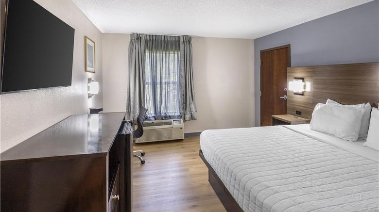 <b>SureStay Hotel by Best Western Morganton Room</b>. Images powered by <a href="https://iceportal.shijigroup.com/" title="IcePortal" target="_blank">IcePortal</a>.