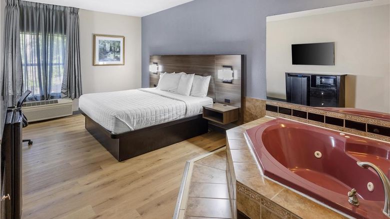 <b>SureStay Hotel by Best Western Morganton Room</b>. Images powered by <a href="https://iceportal.shijigroup.com/" title="IcePortal" target="_blank">IcePortal</a>.