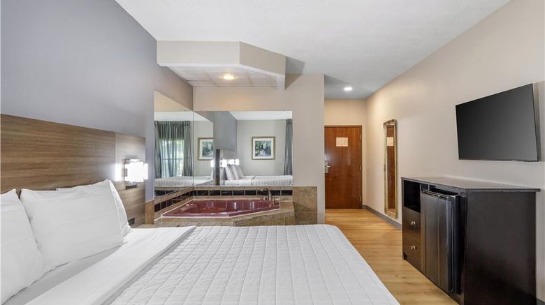 <b>SureStay Hotel by Best Western Morganton Room</b>. Images powered by <a href="https://iceportal.shijigroup.com/" title="IcePortal" target="_blank">IcePortal</a>.