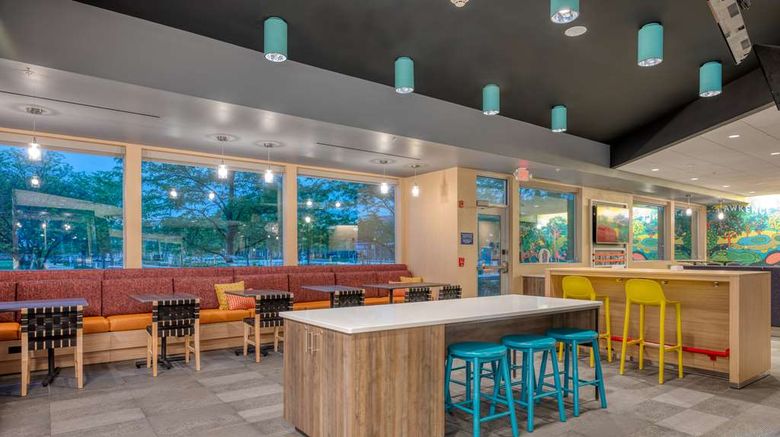 <b>Tru by Hilton Indianapolis Lawrence Restaurant</b>. Images powered by <a href="https://iceportal.shijigroup.com/" title="IcePortal" target="_blank">IcePortal</a>.