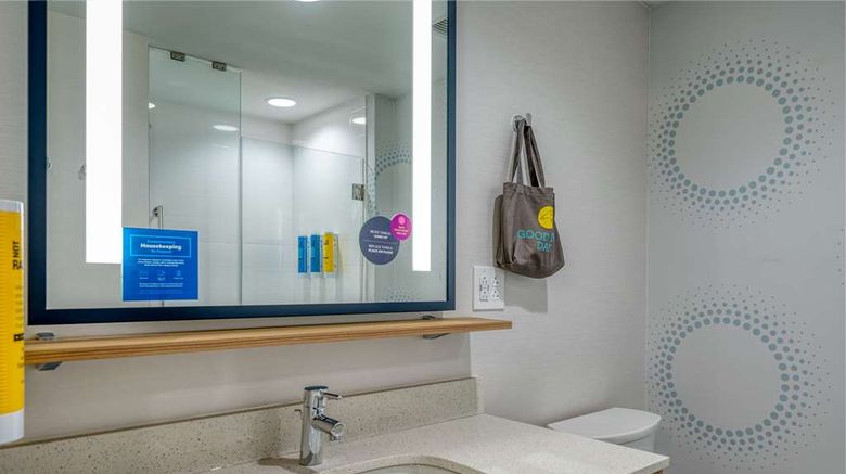 <b>Tru by Hilton Indianapolis Lawrence Room</b>. Images powered by <a href="https://iceportal.shijigroup.com/" title="IcePortal" target="_blank">IcePortal</a>.