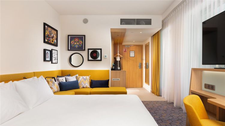 Hampton by Hilton Lodz City Center Room