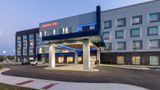 <b>Hampton Inn Kansas City Southeast Exterior</b>. Images powered by <a href="https://iceportal.shijigroup.com/" title="IcePortal" target="_blank">IcePortal</a>.