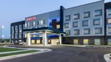<b>Hampton Inn Kansas City Southeast Exterior</b>. Images powered by <a href="https://iceportal.shijigroup.com/" title="IcePortal" target="_blank">IcePortal</a>.