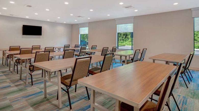 <b>Home2 Suites by Hilton Marysville Meeting</b>. Images powered by <a href="https://iceportal.shijigroup.com/" title="IcePortal" target="_blank">IcePortal</a>.