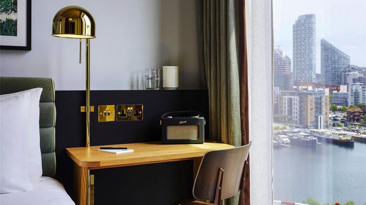 TRIBE London Canary Wharf Room