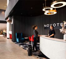 Novotel Devonport Exterior