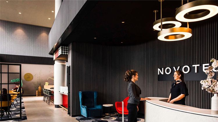 Novotel Devonport Exterior