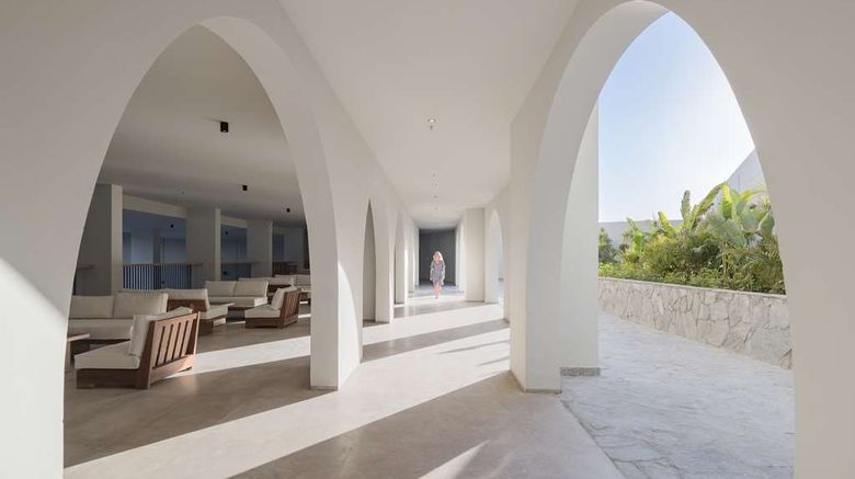 <b>Serry Beach Resort Room</b>. Images powered by <a href="https://iceportal.shijigroup.com/" title="IcePortal" target="_blank">IcePortal</a>.