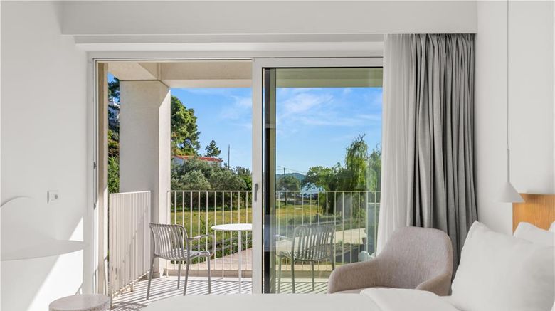 <b>Radisson Resort Plaza Skiathos Room</b>. Images powered by <a href="https://iceportal.shijigroup.com/" title="IcePortal" target="_blank">IcePortal</a>.